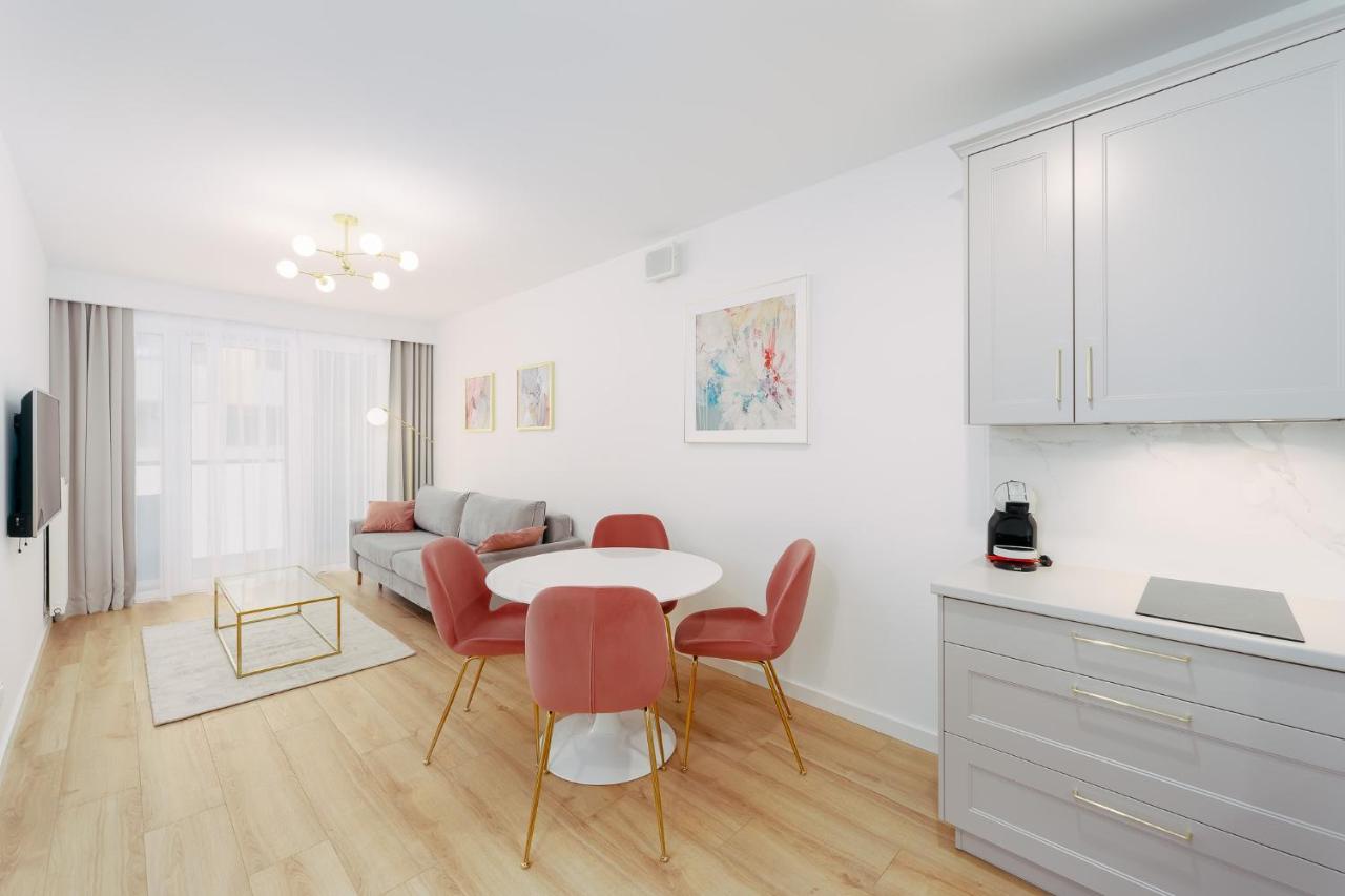 Faro Apartamenty Kasprowicza 20 Basen W Cenie Schwimmbad Im Preis コウォブジェク エクステリア 写真