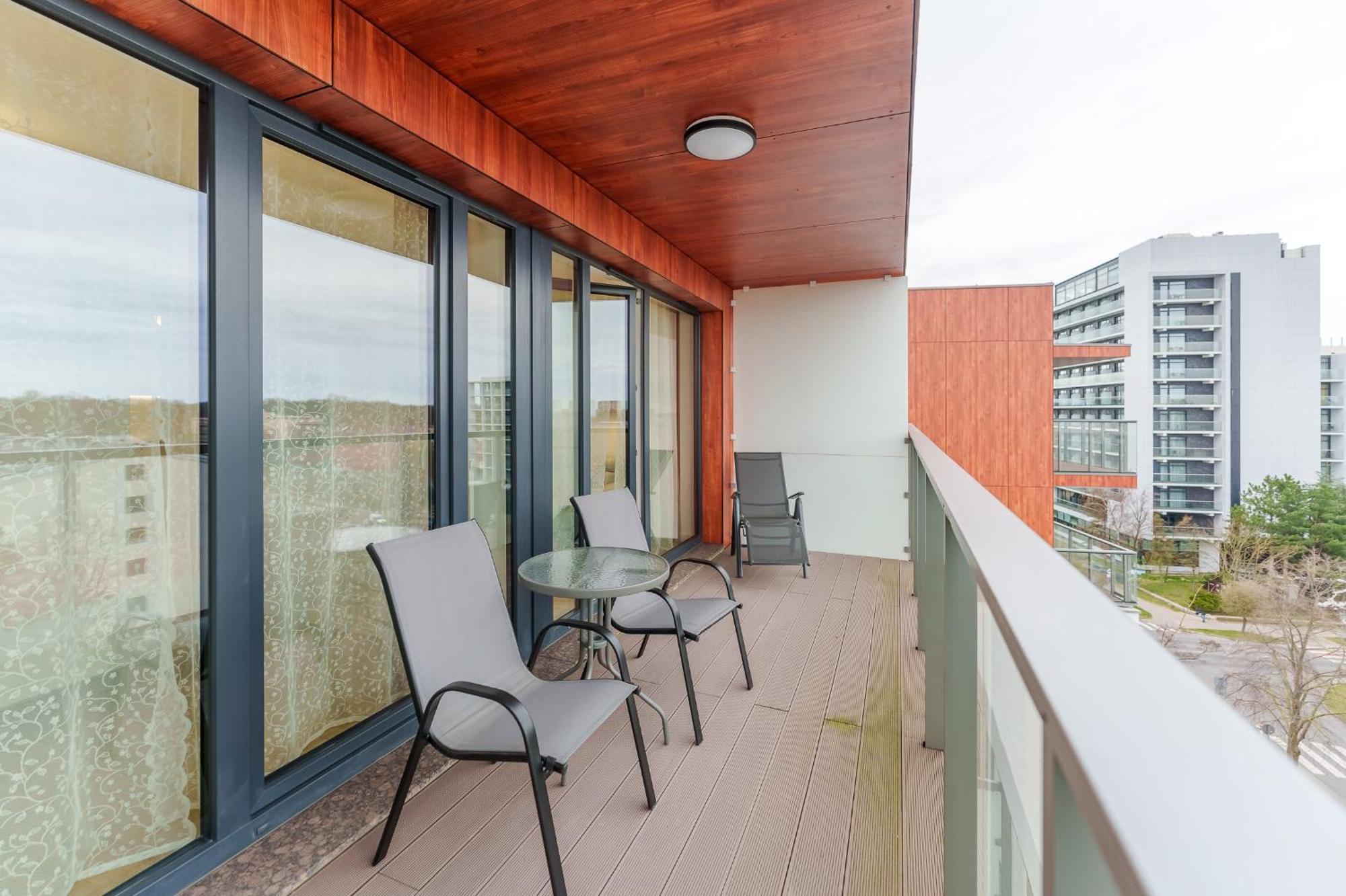 Faro Apartamenty Kasprowicza 20 Basen W Cenie Schwimmbad Im Preis コウォブジェク エクステリア 写真