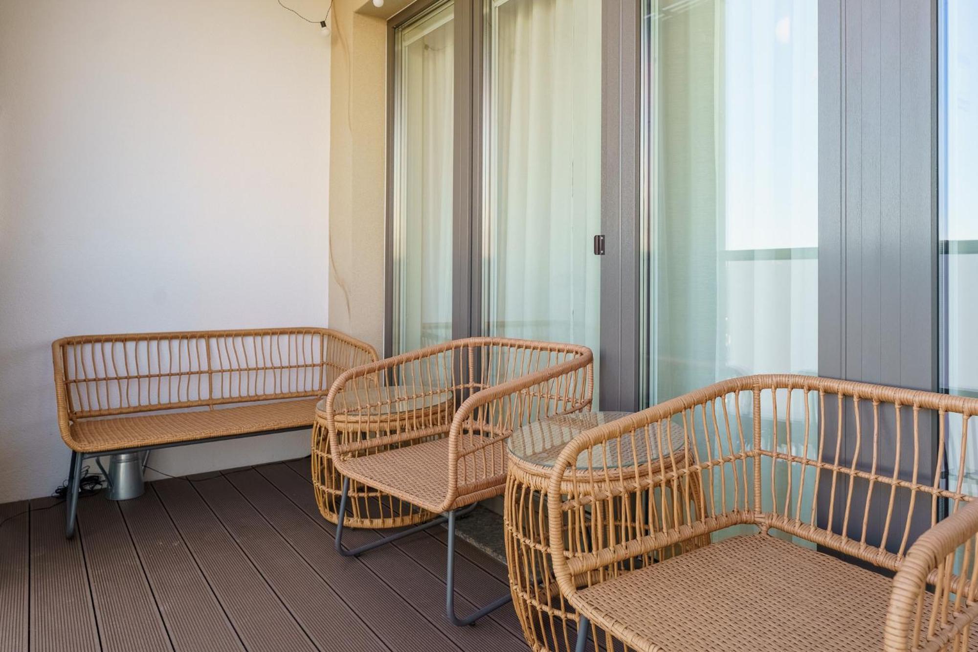 Faro Apartamenty Kasprowicza 20 Basen W Cenie Schwimmbad Im Preis コウォブジェク エクステリア 写真